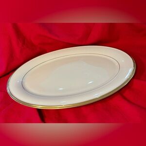 EUC Lenox Eternal 16 inch China Platter - Cream with 24k Gold Trim